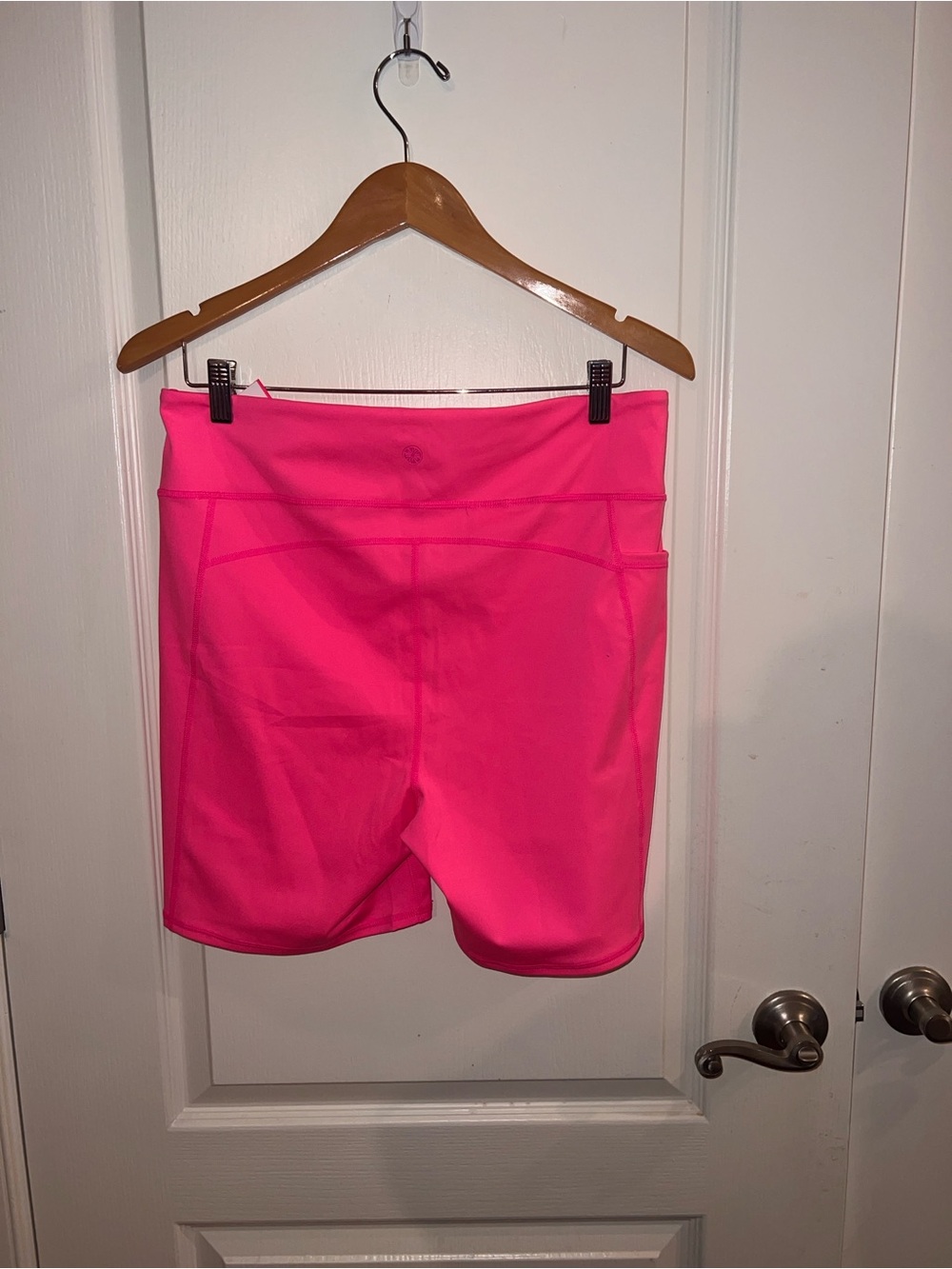 LILLY PULITZER Pink Isle Weekender High Rise Luxletic Golf Shorts UPF 50 Size XL - Picture 4 of 7